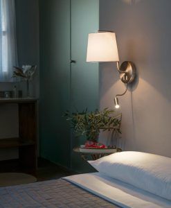 Aplique con lector LED níquel BERNI ambiente