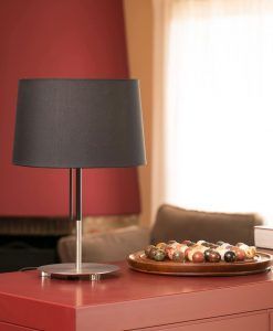 Lámpara de mesa negra VOLTA ambiente