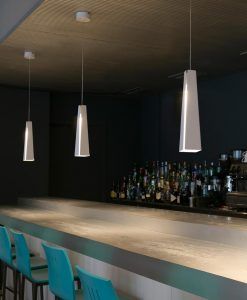 Lámpara de techo LED blanca PLUMA ambiente