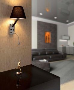 Aplique con lector LED negro MOMA ambiente