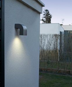 Aplique 1 luz gris oscuro KLAMP ambiente
