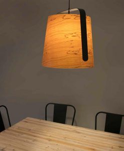 Lámpara comedor madera y negro STOOD ambiente