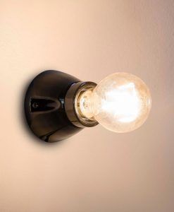 Aplique minimalista negro KERA detalle