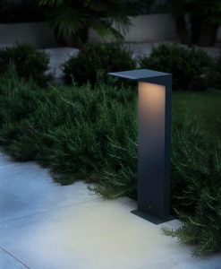 Baliza carga solar gris oscuro 50 cm altura SOLEIL LED ambiente