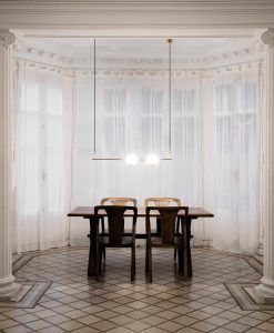 Colgante dos luces acabado oro LE VITA ambiente 2