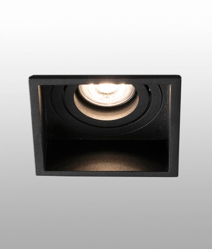 Empotrable negro cuadrado orientable HYDE