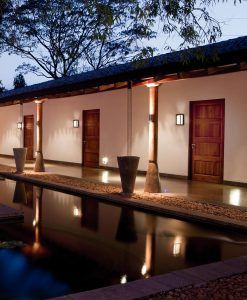 Aplique gris oscuro 9W CHAMONIX LED ambiente