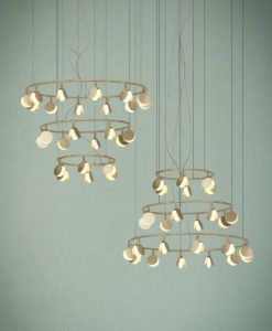 Lámpara variable grande acabado oro SHELL LED ambiente