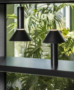 Lámpara portátil negra FUJI ambiente 2