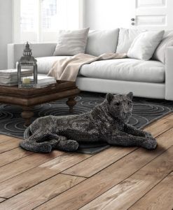 Figura grande LEONA negro ambiente