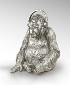 Figura mediana ORANGUTAN MUSIC plata