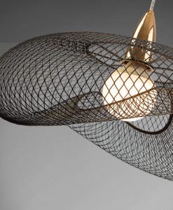 Lámpara colgante 1 luz FORMA oro y negro detalles