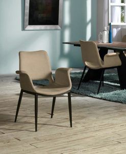 Sillón beige SOWA detalles