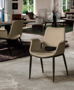 Sillón beige SOWA ambiente