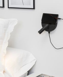 Aplique negro DUAS LED ambiente