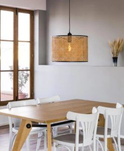 Lámpara colgante negra y ratán Ø45 cm MAMBO ambiente