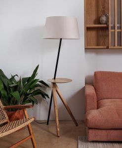 Pie de salón negra, beige y madera TREEWOOD ambiente