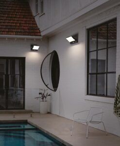 Aplique negro COOPER LED ambiente
