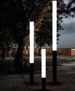 Baliza negra 65 cm 18W GANT LED ambiente